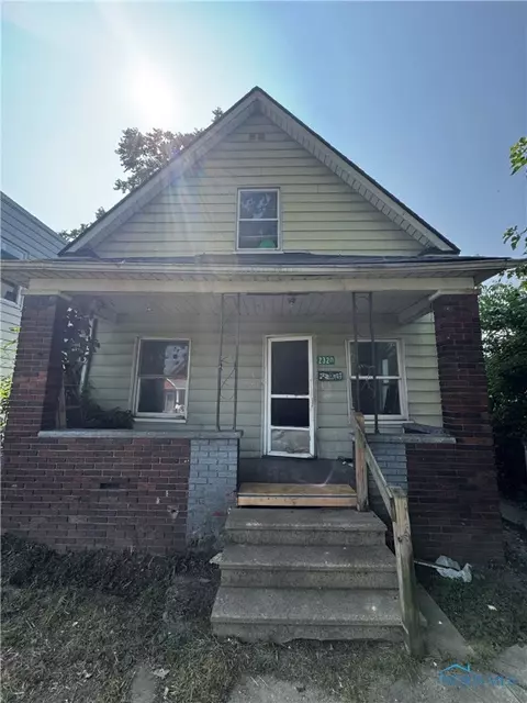2320 Valentine St, Toledo, OH 43605