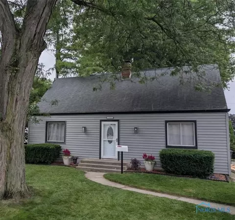5533 Sunnyside Dr, Toledo, OH 43612