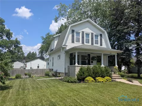 407 E Dudley St, Maumee, OH 43537
