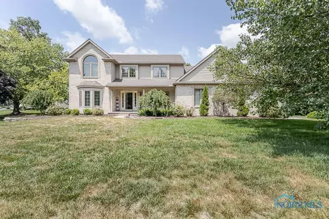 8840 Linden Lake Rd, Sylvania, OH 43560