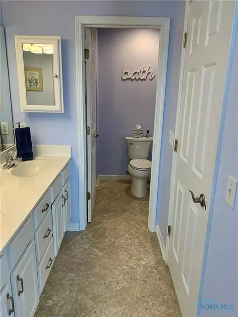 4262 E Waterbend Dr, Maumee, OH 43537 photo 28