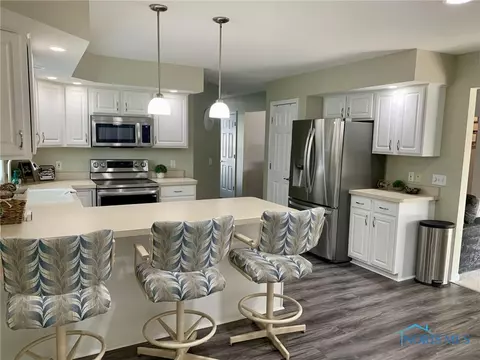 4262 E Waterbend Dr, Maumee, OH 43537 photo 18
