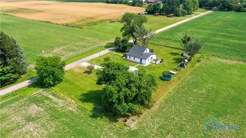 15734 Painter Rd, Defiance, OH 43512