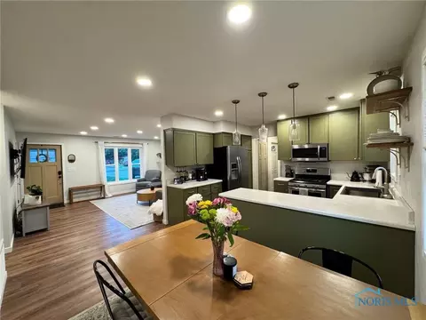 109 Avalon Dr, Bryan, OH 43506 photo 9