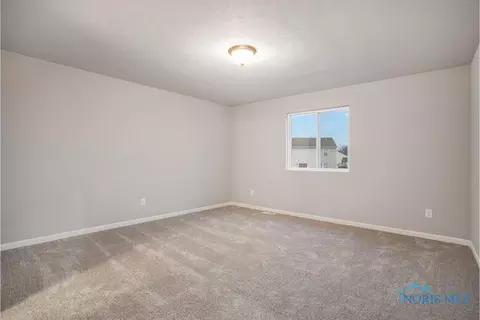 148 Meadowgate Dr, Walbridge, OH 43465 photo 6