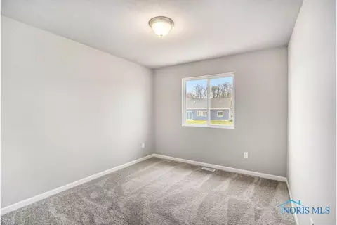 30619 Drouillard Rd, Walbridge, OH 43465 photo 13