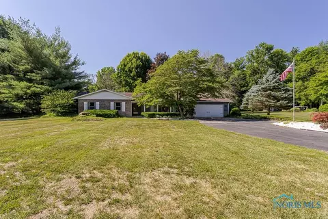 1641 County Rd E, Swanton, OH 43558
