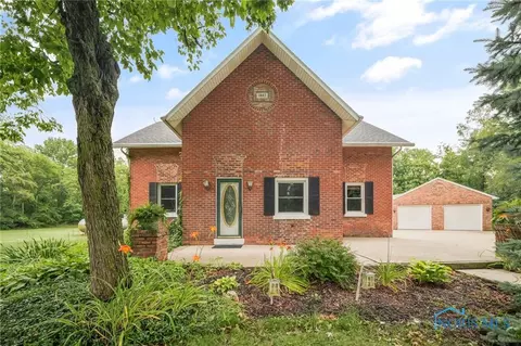21010 Lemoyne Rd, Luckey, OH 43443