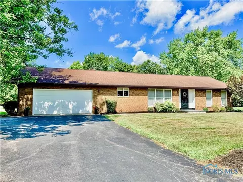 210 Duck Pond Rd, Upper Sandusky, OH 43351 photo 2