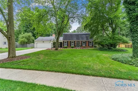 618 Sutton Pl, Findlay, OH 45840 photo 2