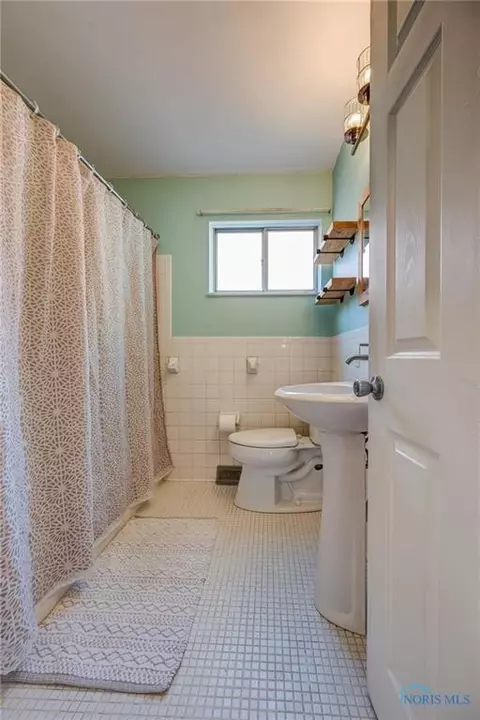 815 River Rd, Maumee, OH 43537 photo 8