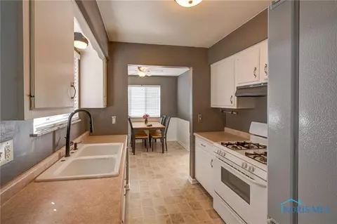 815 River Rd, Maumee, OH 43537 photo 23