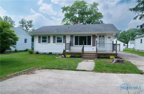 1474 S Clinton St, Defiance, OH 43512