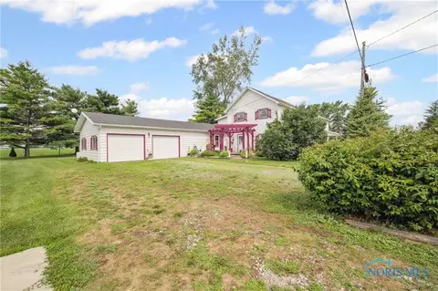 9097 Custar Rd, Custar, OH 43511