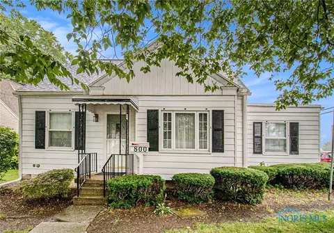 800 Askin St, Maumee, OH 43537