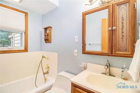 800 Askin St, Maumee, OH 43537 photo 10