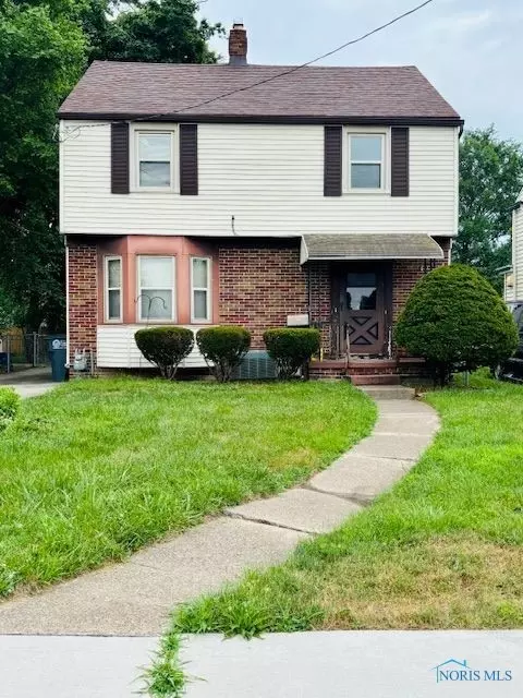 4136 Berwick Ave, Toledo, OH 43612