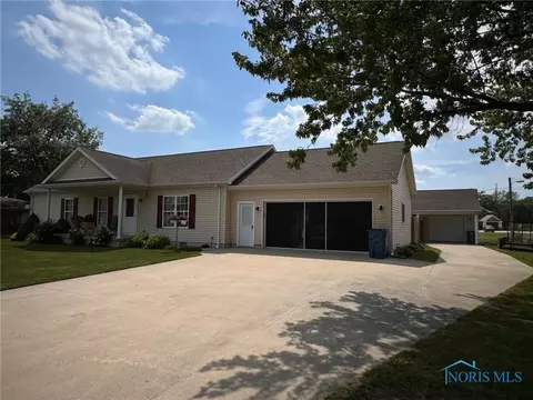 110 Town Line Rd, Bryan, OH 43506