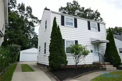 2533 W Sylvania Ave, Toledo, OH 43613