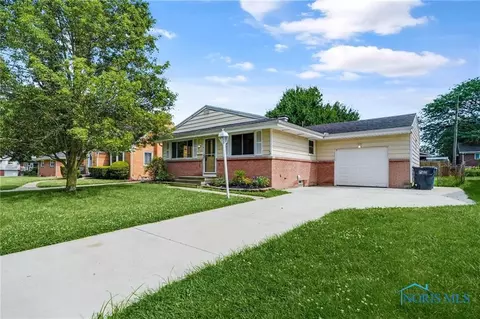 2831 E Glenn St, Toledo, OH 43613