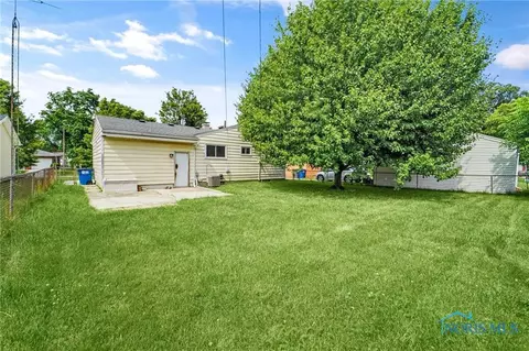 2831 E Glenn St, Toledo, OH 43613 photo 30