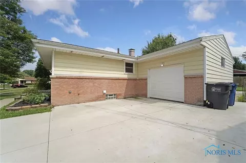 2831 E Glenn St, Toledo, OH 43613 photo 34