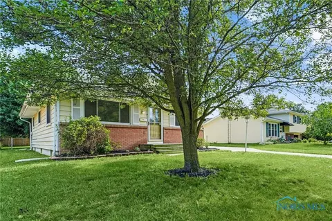 2831 E Glenn St, Toledo, OH 43613 photo 3