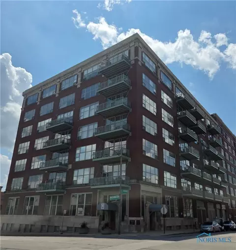 745 Washington St #503, Toledo, OH 43604