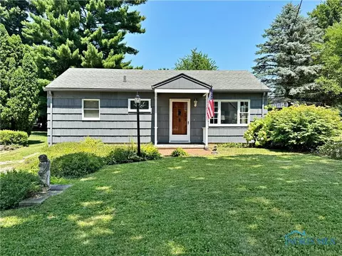 185 Van Meter Dr, Tiffin, OH 44883