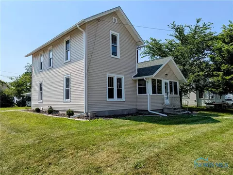 312 S Elm St, Pioneer, OH 43554