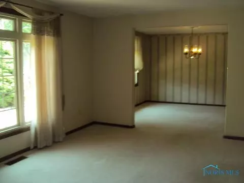 217 Lakeview Dr, Bryan, OH 43506 photo 3