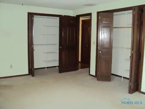 217 Lakeview Dr, Bryan, OH 43506 photo 8