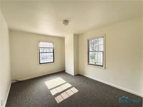 2901 Avondale Ave, Toledo, OH 43607 photo 11