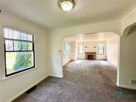 2901 Avondale Ave, Toledo, OH 43607 photo 7