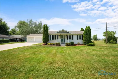2858 N Downing Rd, Genoa, OH 43430