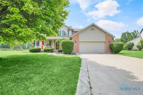 7812 Ginger Gold Dr, Holland, OH 43528