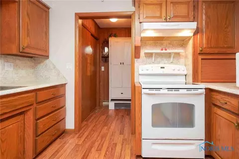 11218 Sunset Dr, Ottawa, OH 45875 photo 7