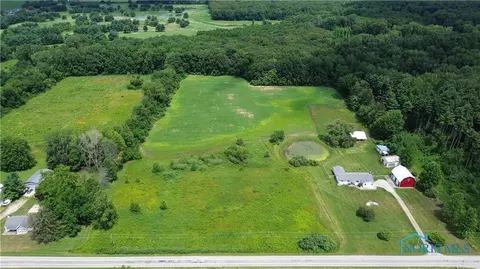 1526 County Road A, Liberty Center, OH 43532