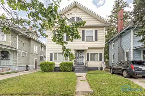 20 Melrose Ave, Toledo, OH 43610