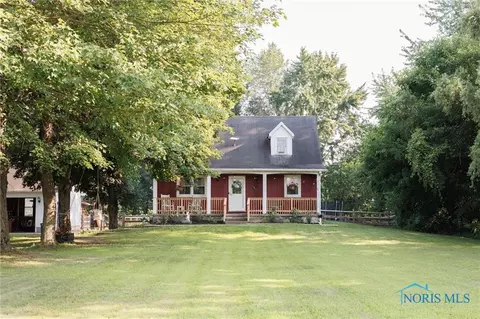 11835 Angola Rd, Swanton, OH 43558