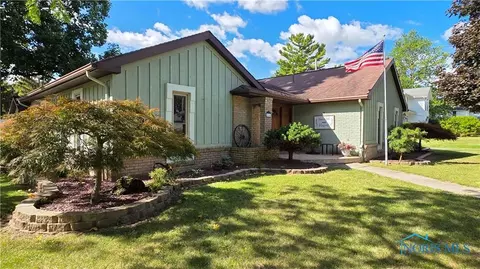 115 W Superior St, Wauseon, OH 43567