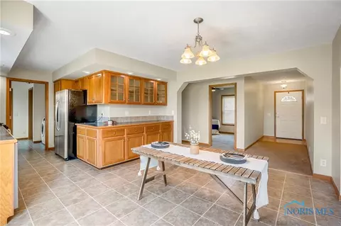 513 Clint Dr, Ada, OH 45810 photo 8