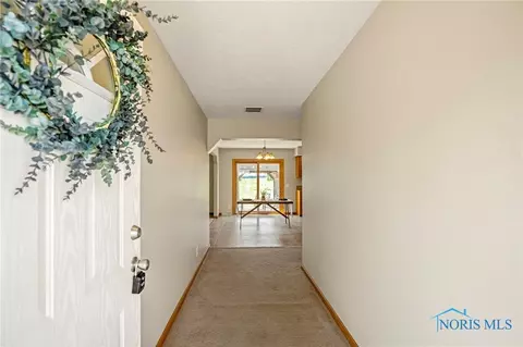 513 Clint Dr, Ada, OH 45810 photo 10