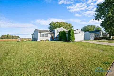 264 Chantilly Rue, Northwood, OH 43619
