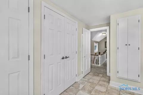 325 E Dudley St, Maumee, OH 43537 photo 33
