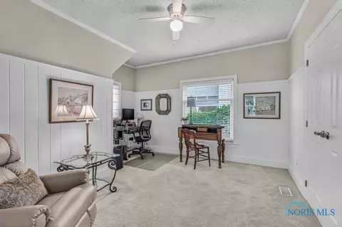 325 E Dudley St, Maumee, OH 43537 photo 10