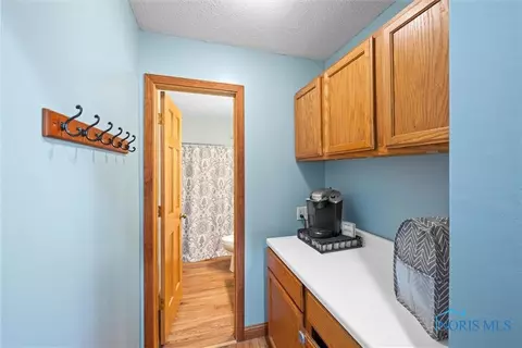 5504 Brown Rd, Oregon, OH 43616 photo 11