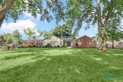 3655 Woodley Rd, Toledo, OH 43606