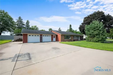 110 Johnson Ave, Stryker, OH 43557 photo 1