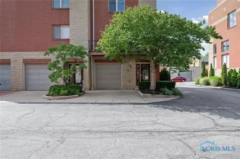 145 S Saint Clair St #40, Toledo, OH 43604